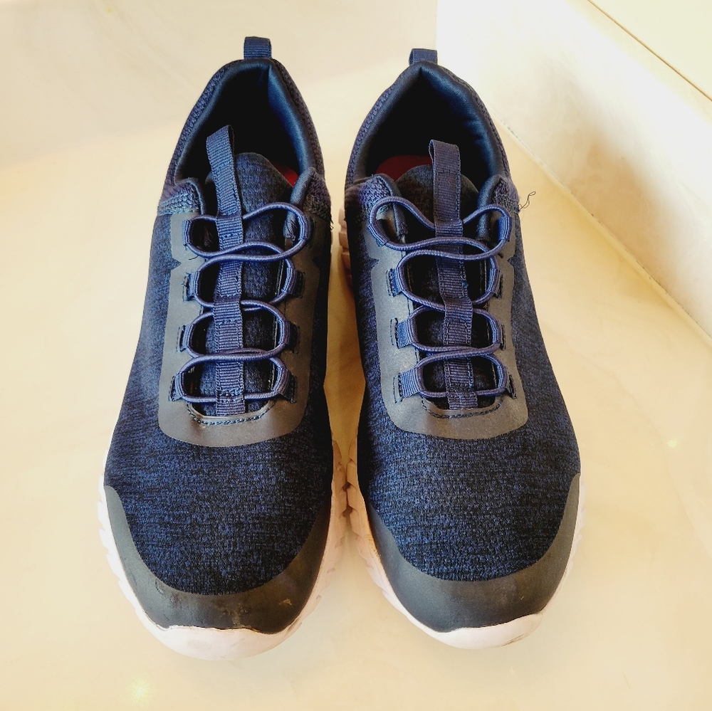 🌺3 For $10 Athletic Works Slip-on Memory Foam Sneakers - Picture 2 of 8